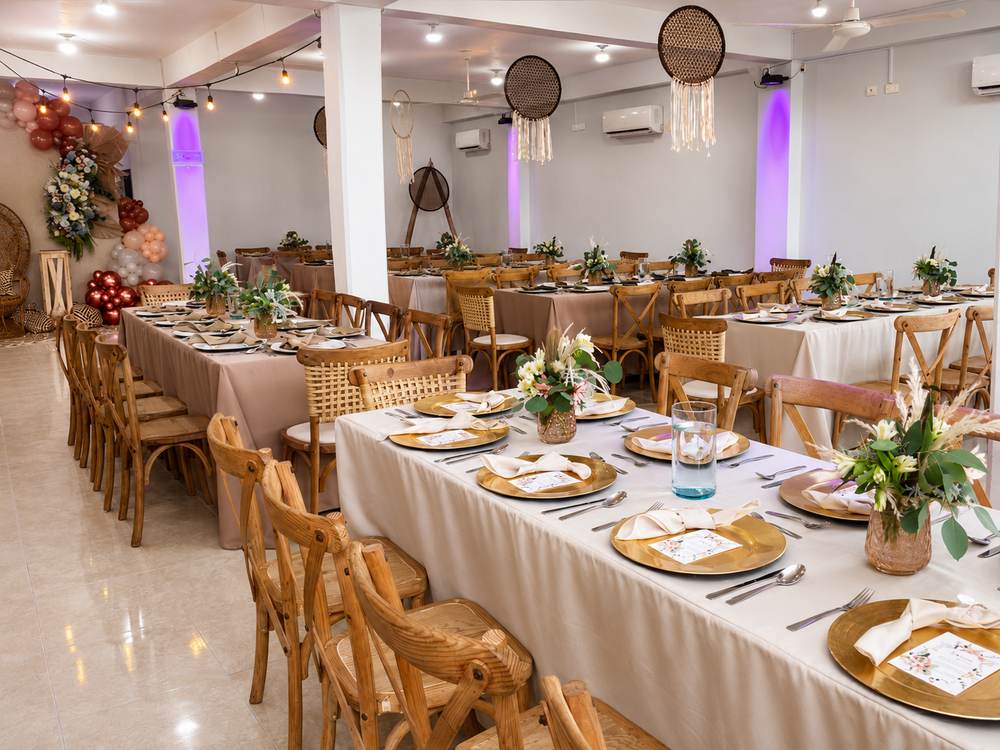 Salón de eventos Diamante montado para una celebración